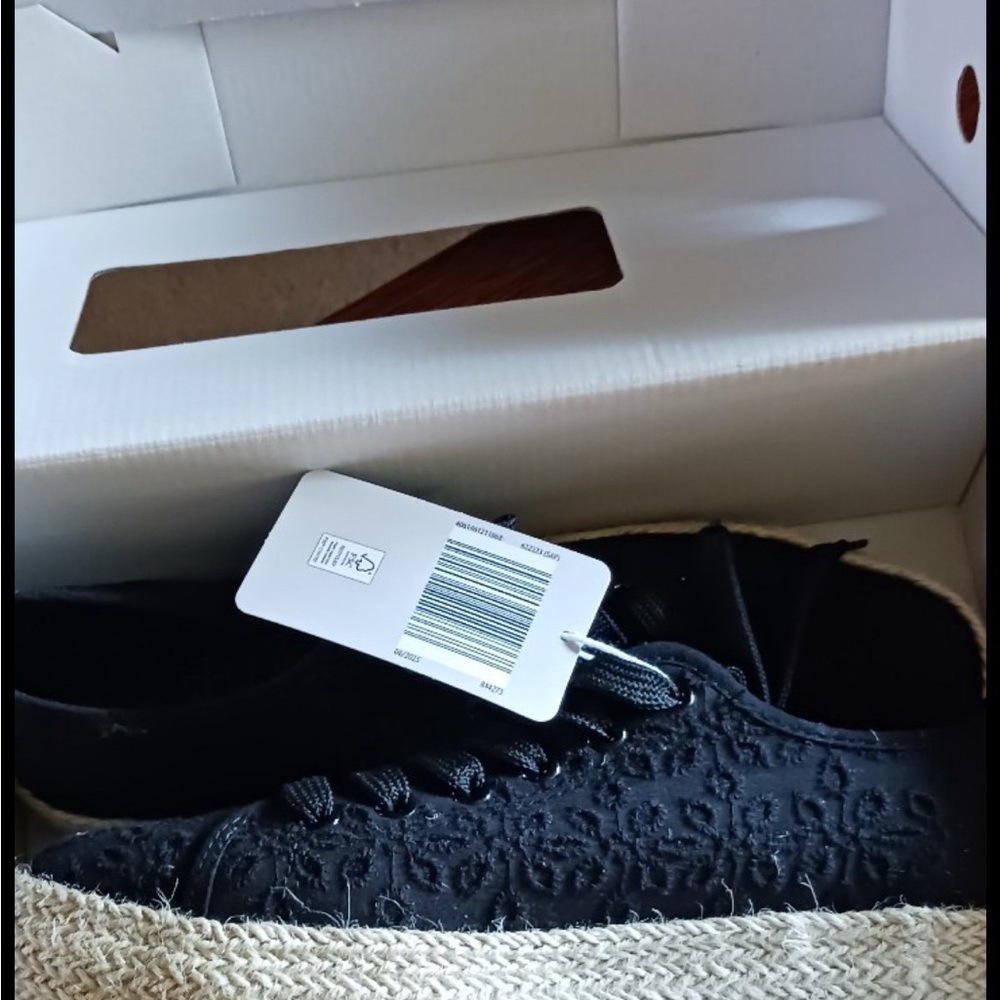 Serra Black Espadrilles